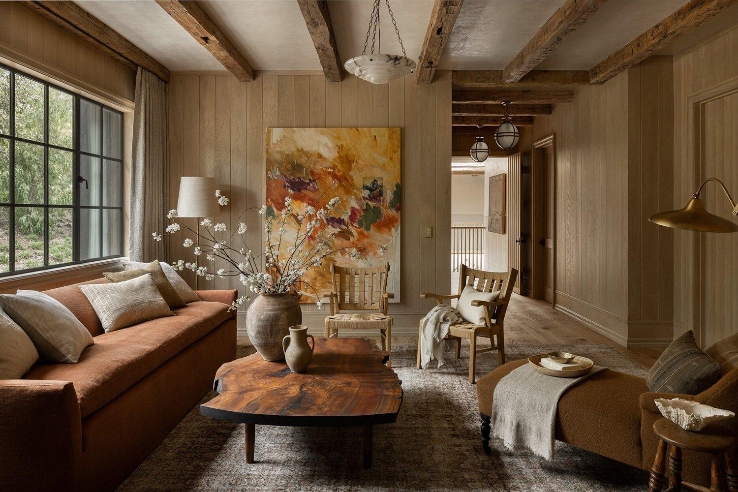 Rustic Living Room: Utilize wood accents⁢ and‌ earthy tones for a cozy retreat