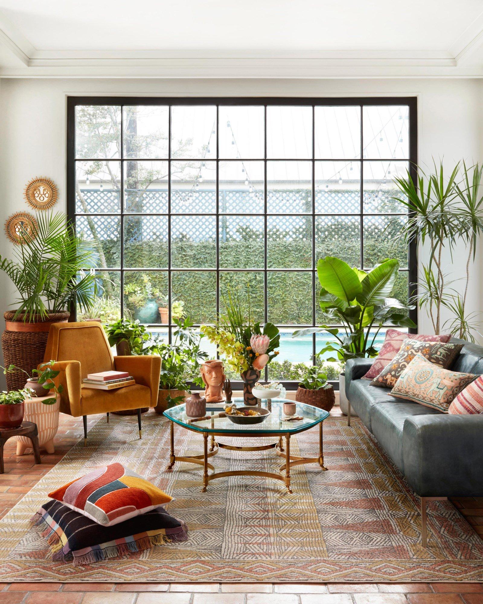 Use earthy⁢ tones and ⁢vibrant ‌accents to ⁢enhance your Boho Living Rooms charm