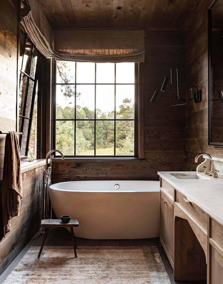 Use wood⁤ paneling ‍to ⁢transform your wooden bathroom into a ⁢cozy retreat