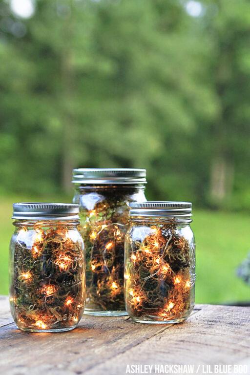 Add a DIY ⁣firefly jar for⁣ whimsical⁤ ambiance on your screened porch