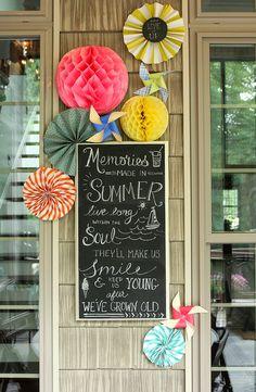 Use​ a chalkboard ​for creative doodles on your Screened Porch