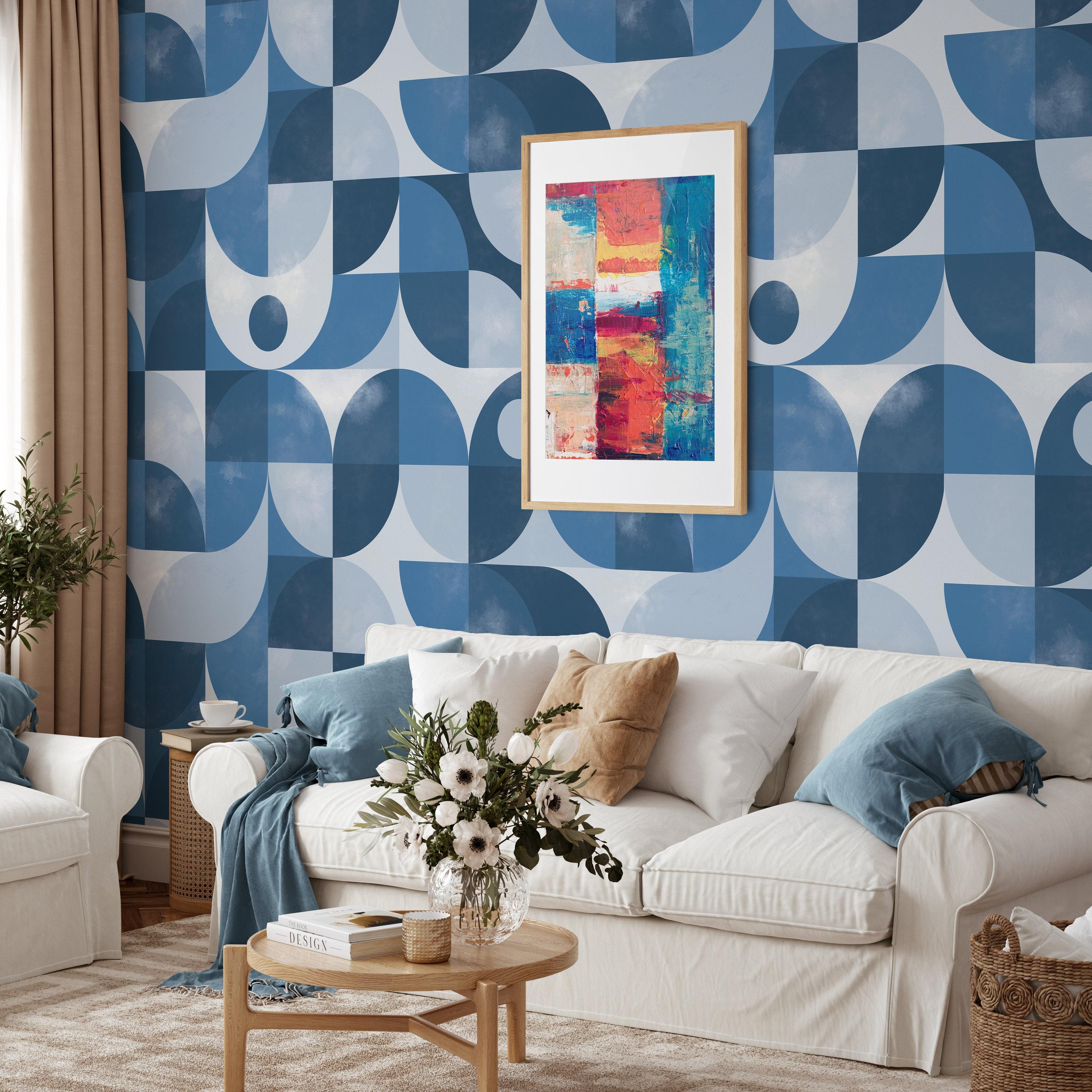 Experiment ⁣with blue wallpaper designs ⁢to enhance your living⁤ room