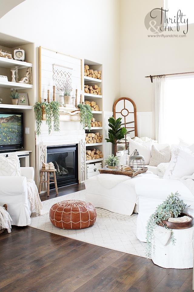 Farmhouse Chic Living​ Room: Combine coziness with⁤ curated elegance and‌ comfort