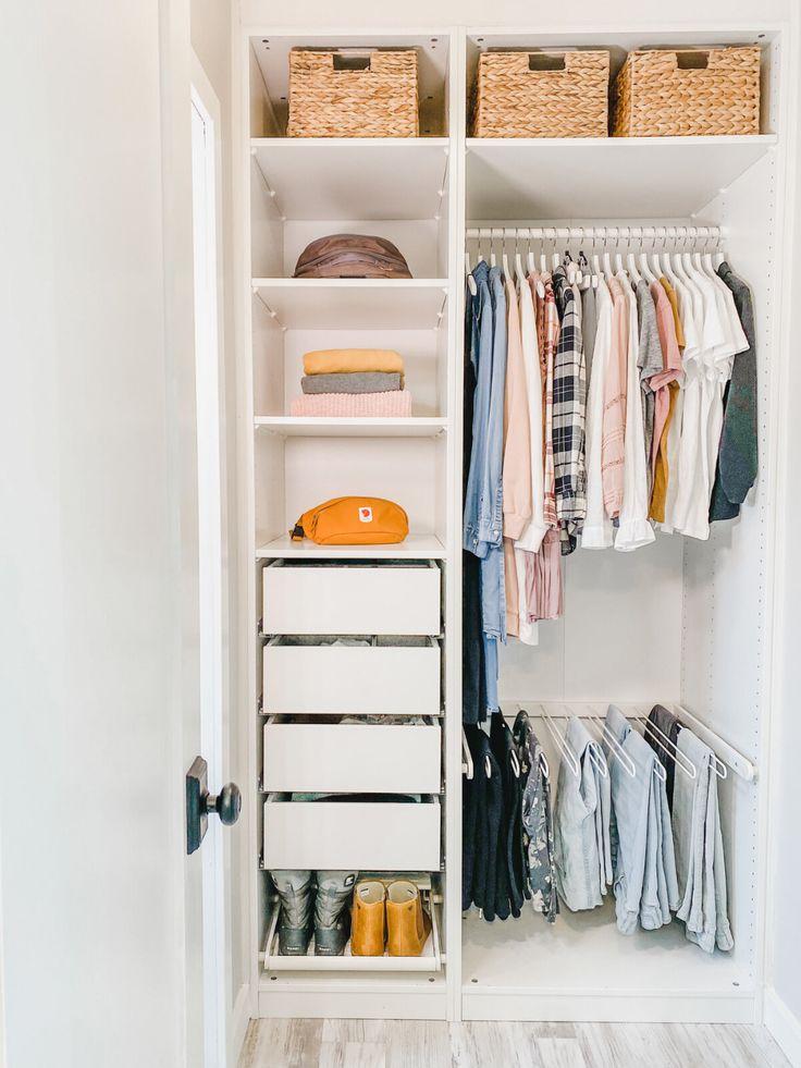 Design a minimalist closet to simplify your minimalist bedroom⁢ routine