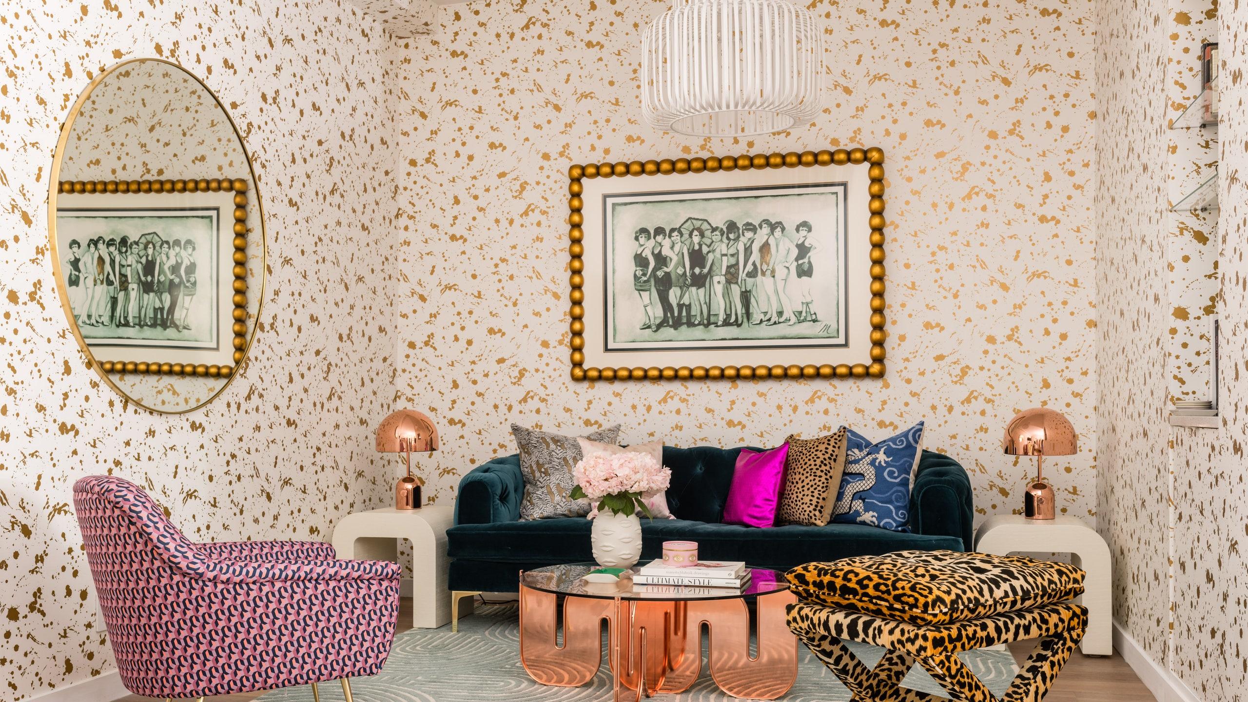 Maximalism redefines interior design with vibrant patterns ⁢and‌ textures