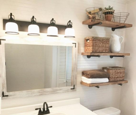 Create open ⁢shelving for stylish yet practical storage in⁣ your farmhouse bathroom