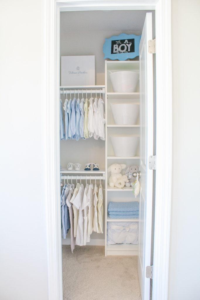 Maximize closet space with ⁤organizers ⁤in your small nursery