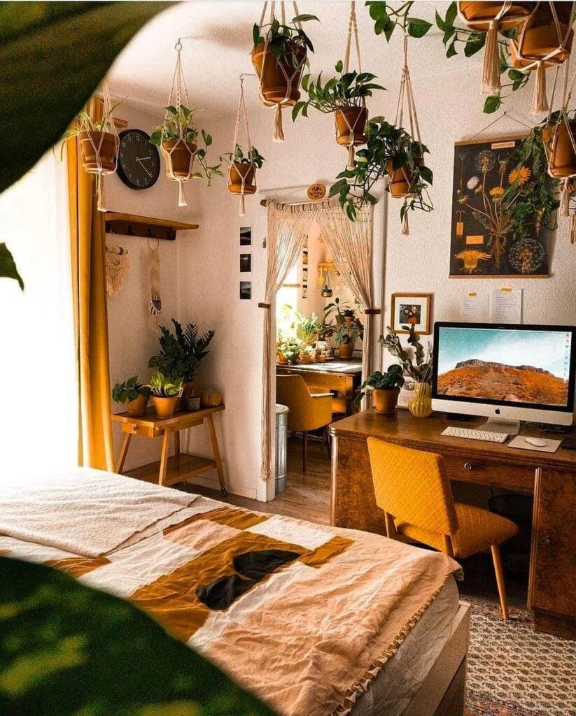 Indoor plants breathe‍ life into your space, encapsulating the essence of this refreshing bedroom⁢ trend