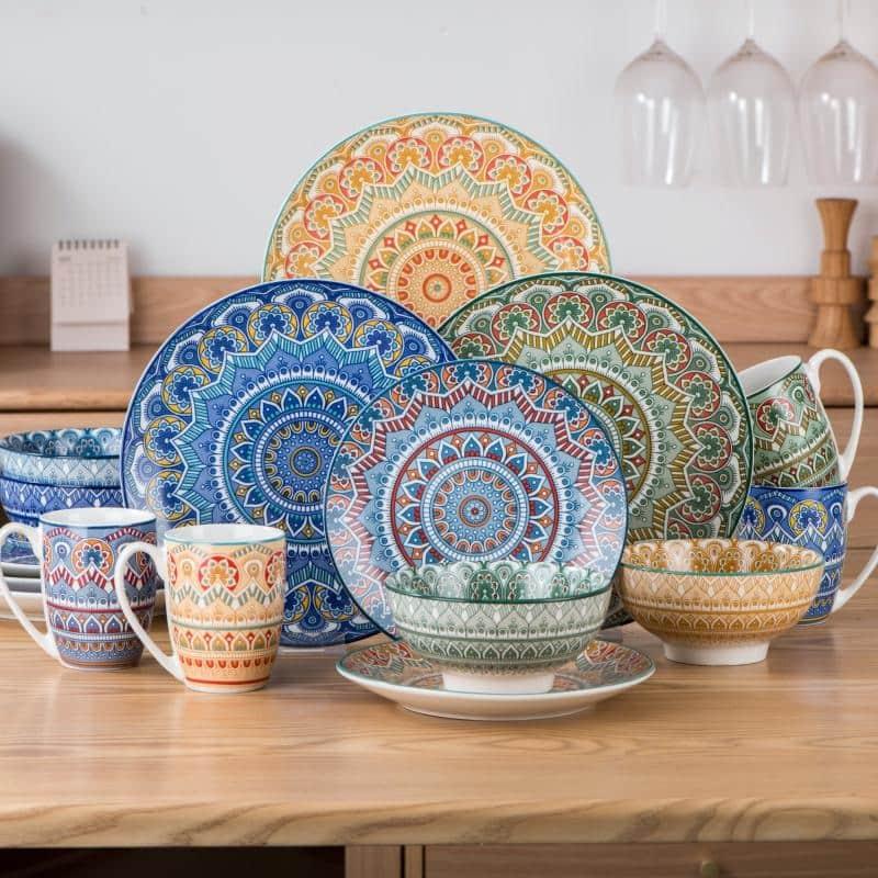 Colorful ceramic mugs for your mugs in the boho bathroom