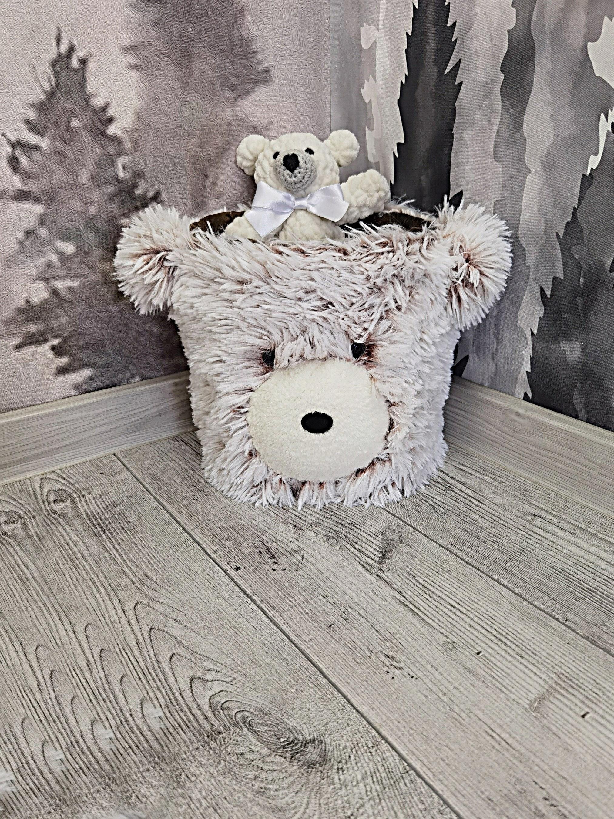 A soft ⁣plush toy basket invites⁤ cuddles in the Nursery Nook