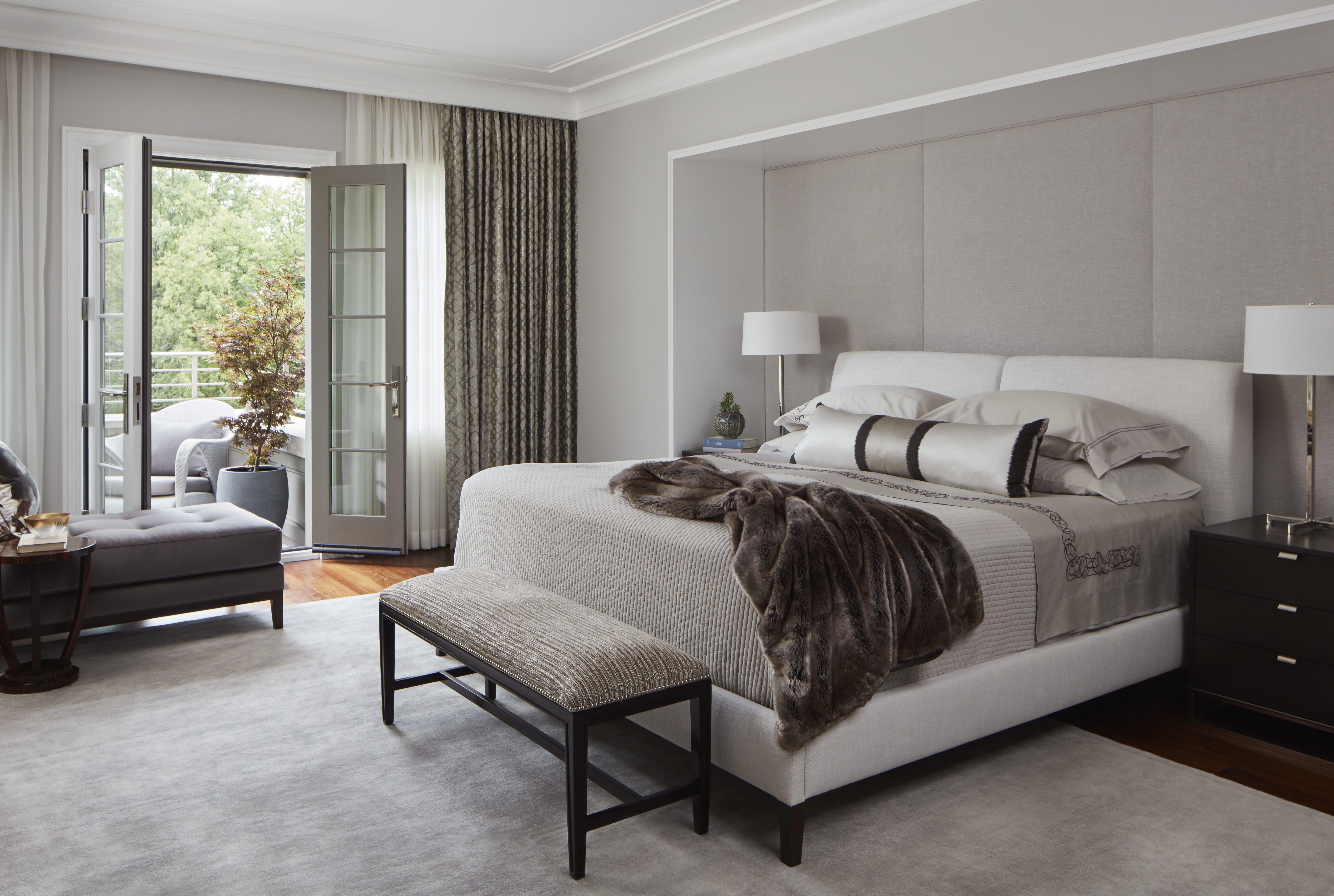 Bedroom ⁢Trend: Monochromatic Scheme - Experiment⁢ with varying shades of a single color for sophistication