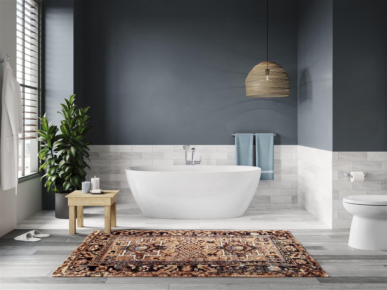 Select a freestanding ‍tub that stars as ‍the centerpiece‌ of your‍ eclectic bathroom