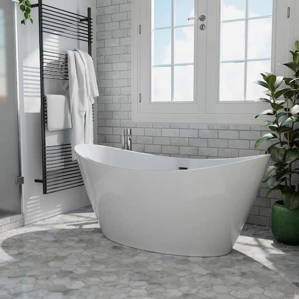 Introduce a⁢ freestanding tub for a luxurious ‍focal point in your eclectic bathroom