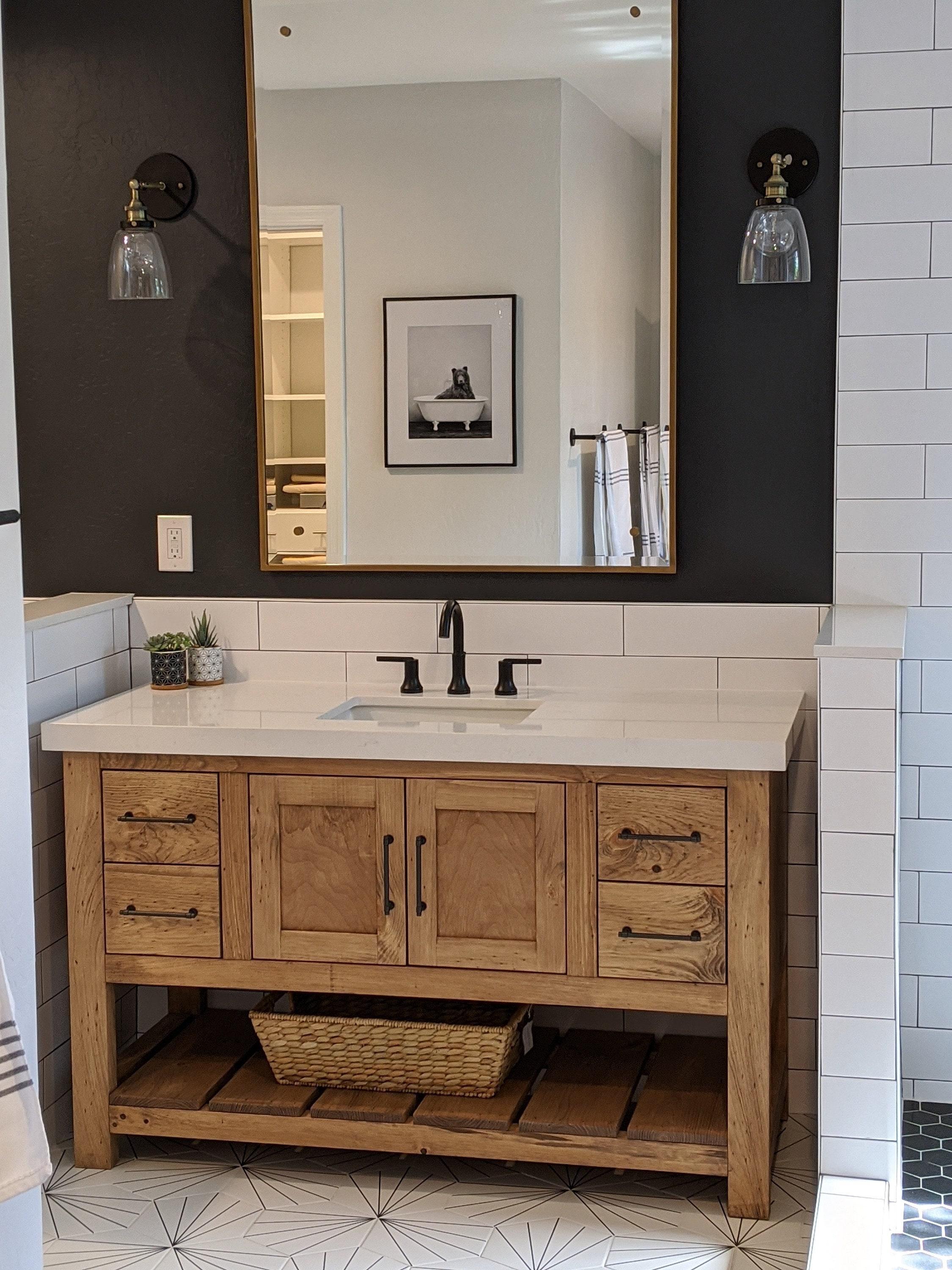 Craft ‍custom wooden‍ bathroom storage solutions to keep ⁤your ‌essentials ⁢organized