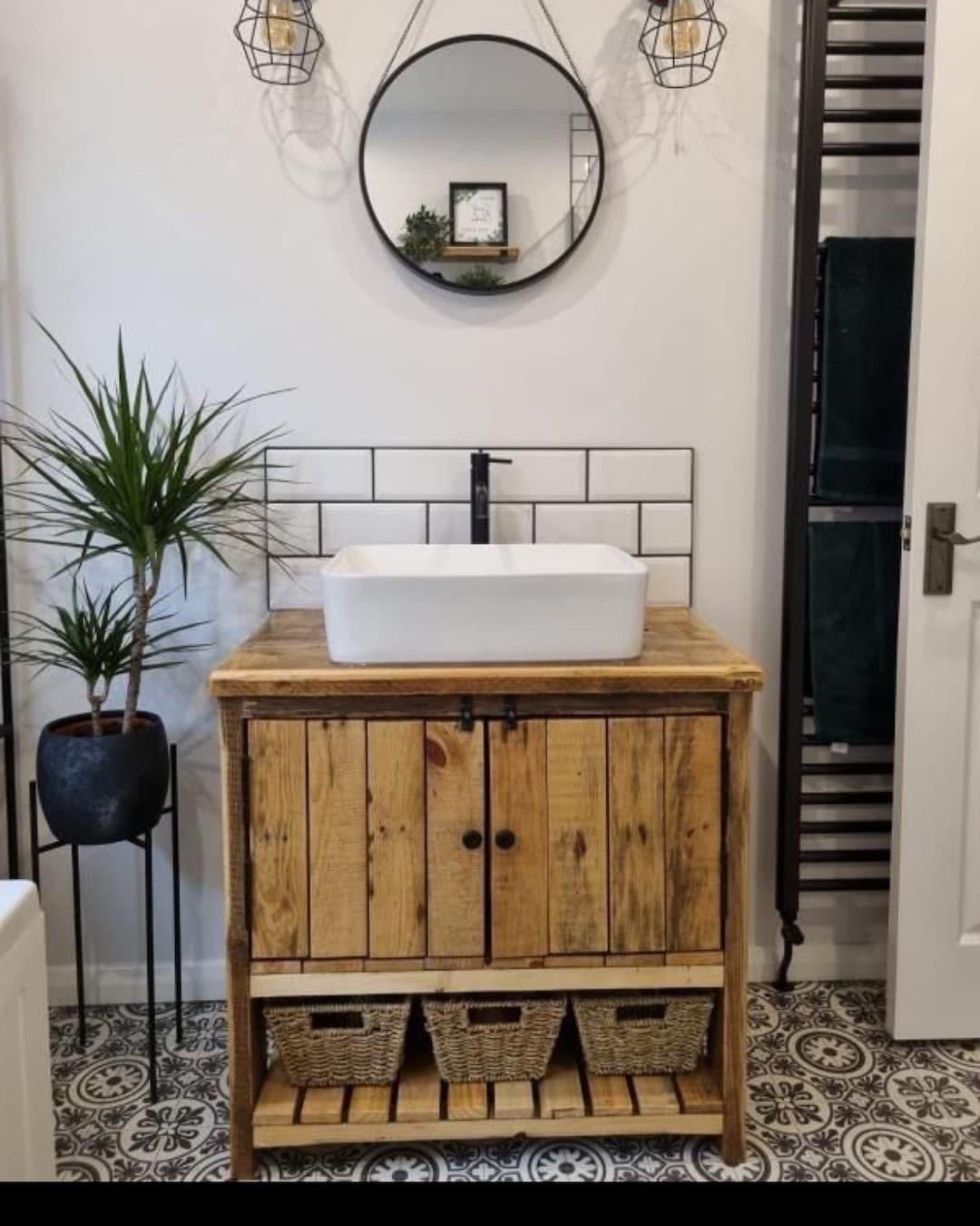 Embrace‍ nature with ⁤a ⁣rustic wooden bathroom ⁤vanity ​crafted ‍from reclaimed wood