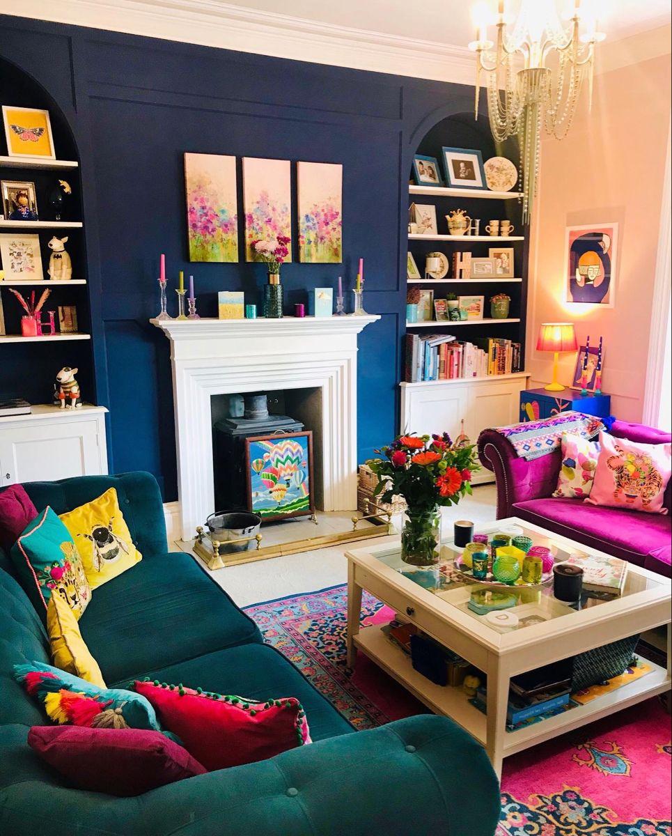 Colorful Living Room: Use ‌bold colors‍ to energize your ​space