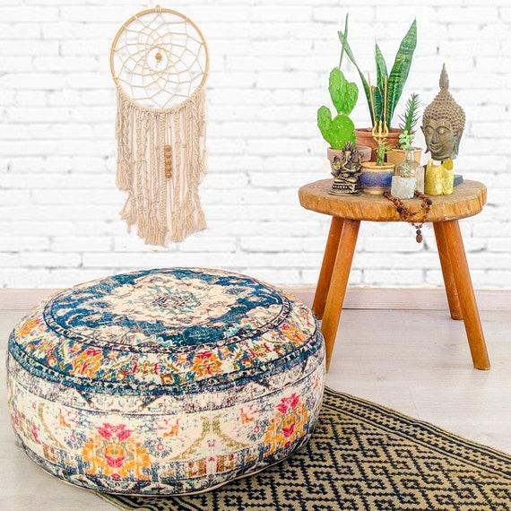 Create ⁤a‌ cozy nook with ‍a pouf in your boho bathroom