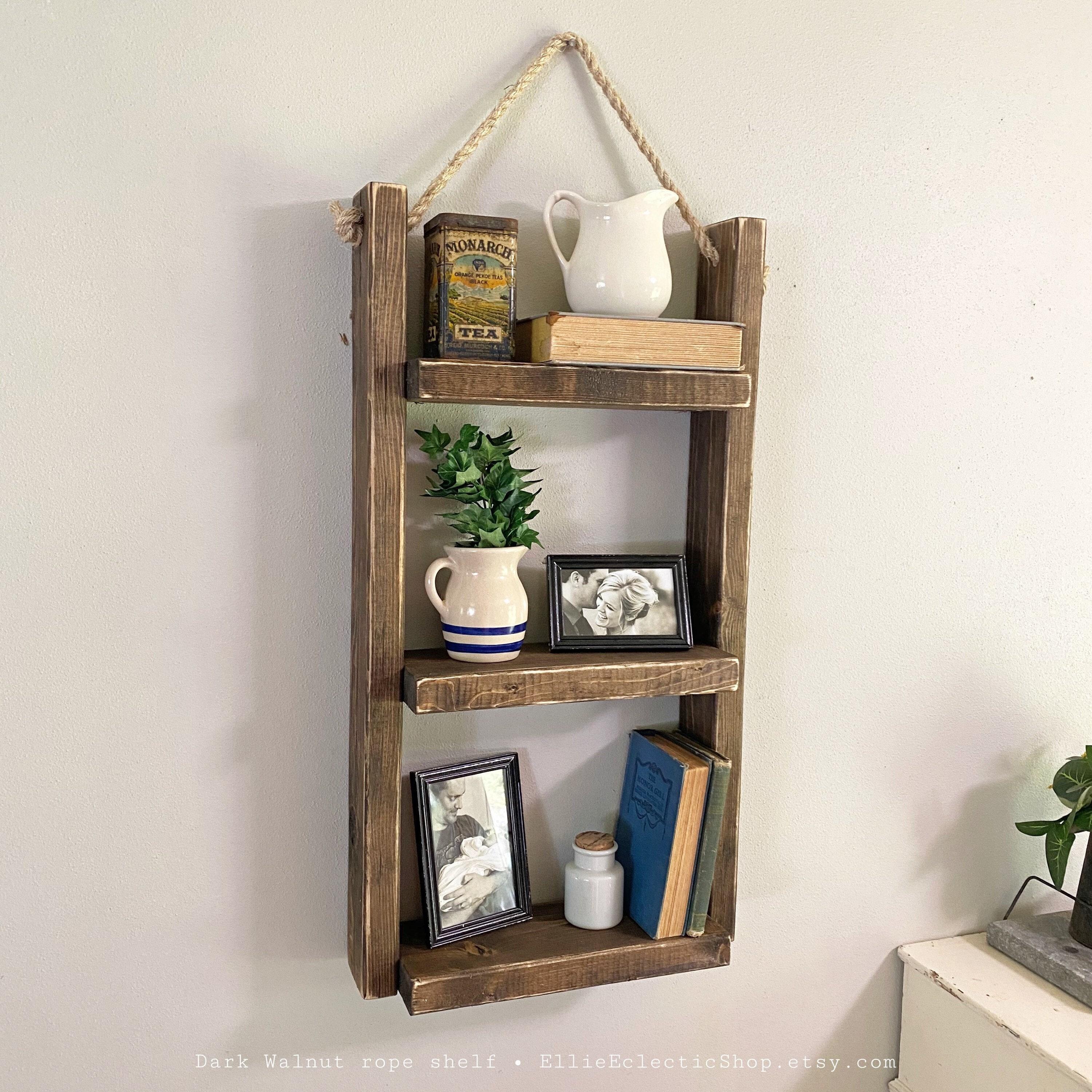 Reclaimed‌ wood ⁢shelves add warmth and character to ‍your⁤ eclectic bathroom ⁤space