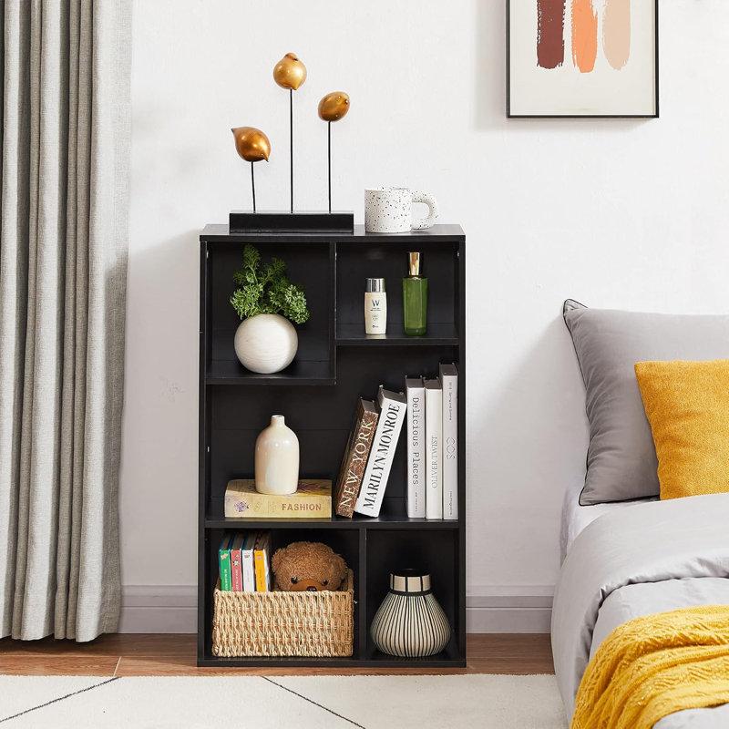 Incorporate accessible⁣ shelving to display books​ and decor in your contemporary living room