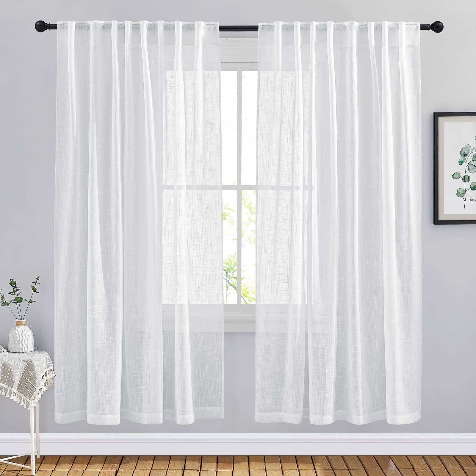 Window treatments provide privacy while filtering light in your Nursery ⁢Nook