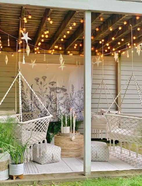 Create a reading nook with a ⁤hammock on your Screened Porch