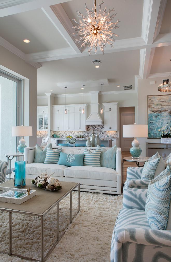 Coastal‍ Living Room: Embrace beachy vibes‌ with light‌ hues and nautical decor