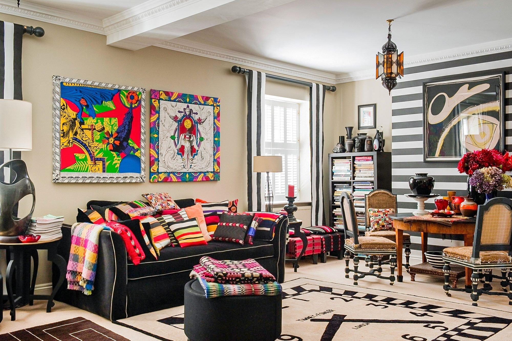 Maximalism ​resurgence: Bold patterns⁣ and colors dominate ⁢<a href=