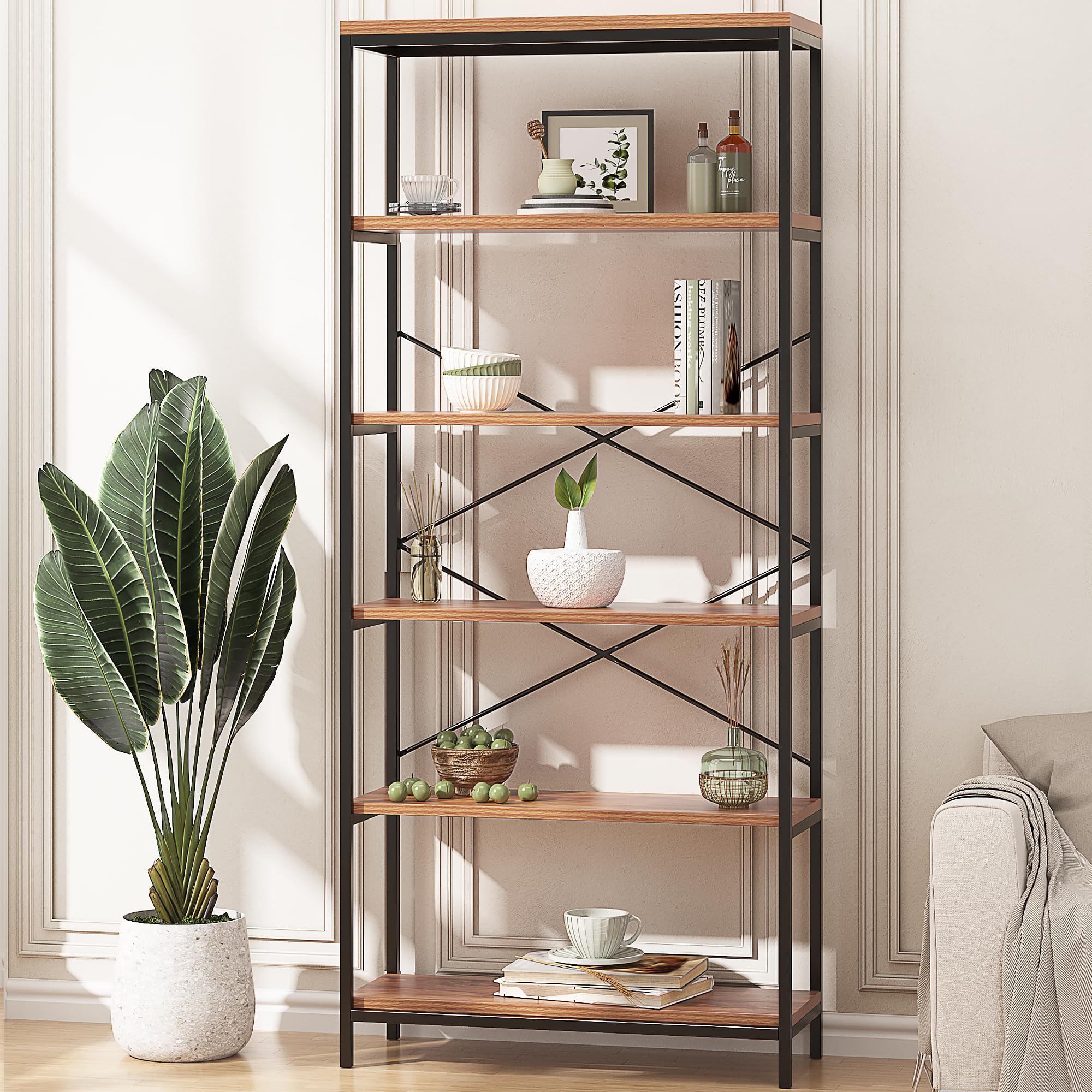 Open shelving displays personality in your ⁣Contemporary⁣ Living Room