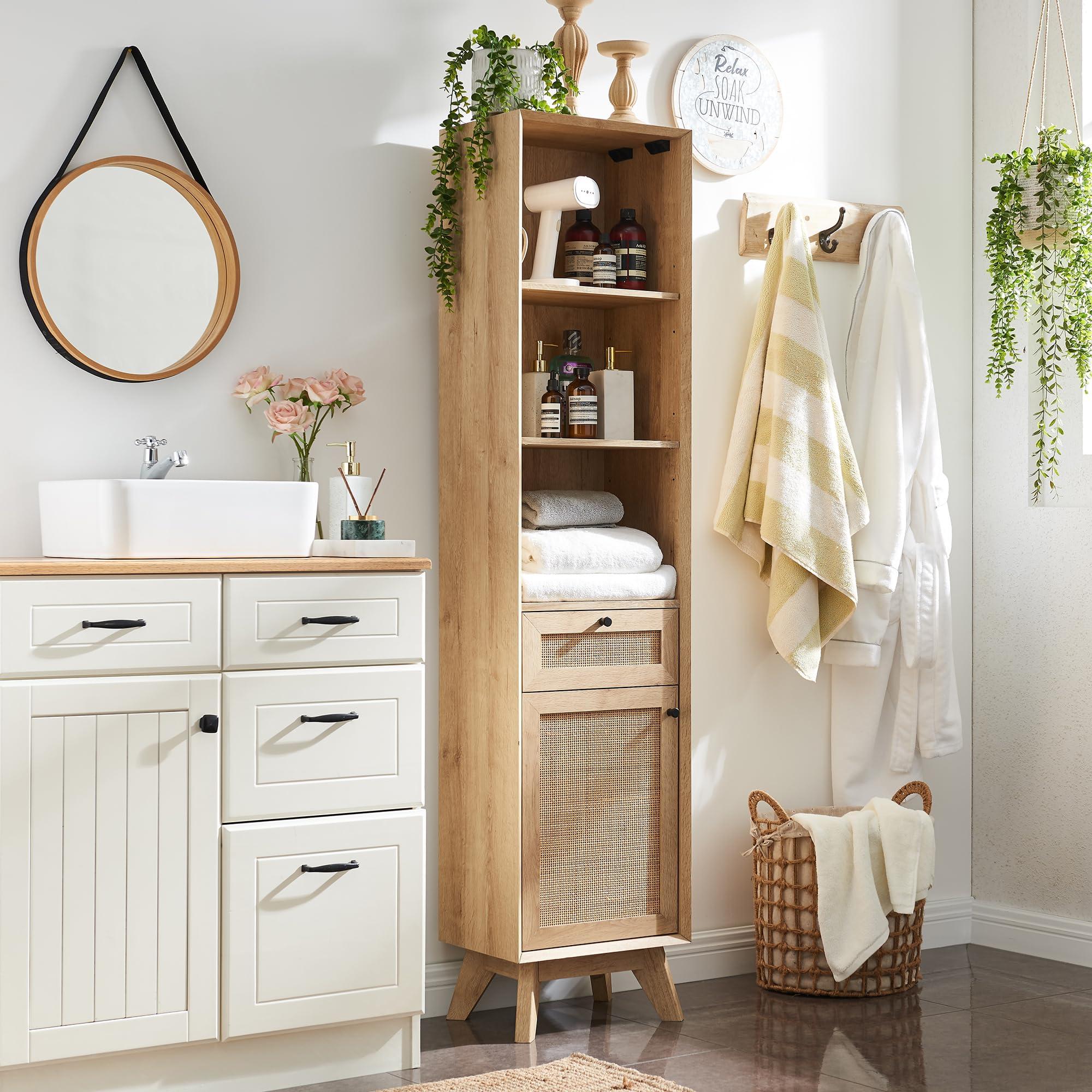 Select rattan furniture ⁤for a stylish touch in your boho bathroom