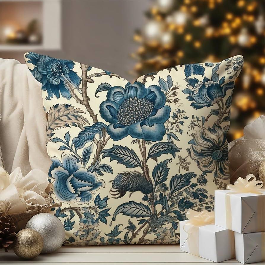 Incorporate ⁢patterned throw pillows to elevate your​ blue living room