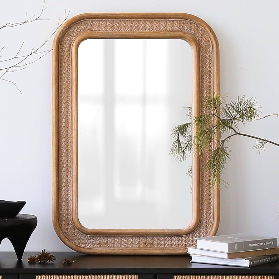 Vintage-inspired mirrors to reflect light in your boho bathroom