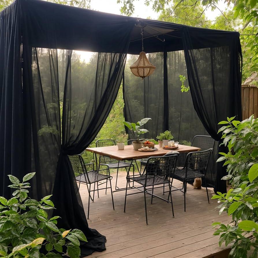 Use sheer curtains for⁤ privacy while maintaining light in your screened porch