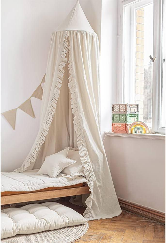 Soft curtains to⁤ filter ‌light in your charming Nursery⁣ Nook