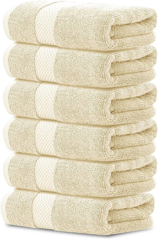 Use soft, fluffy ⁤towels⁢ for ultimate Chalet Bathroom comfort