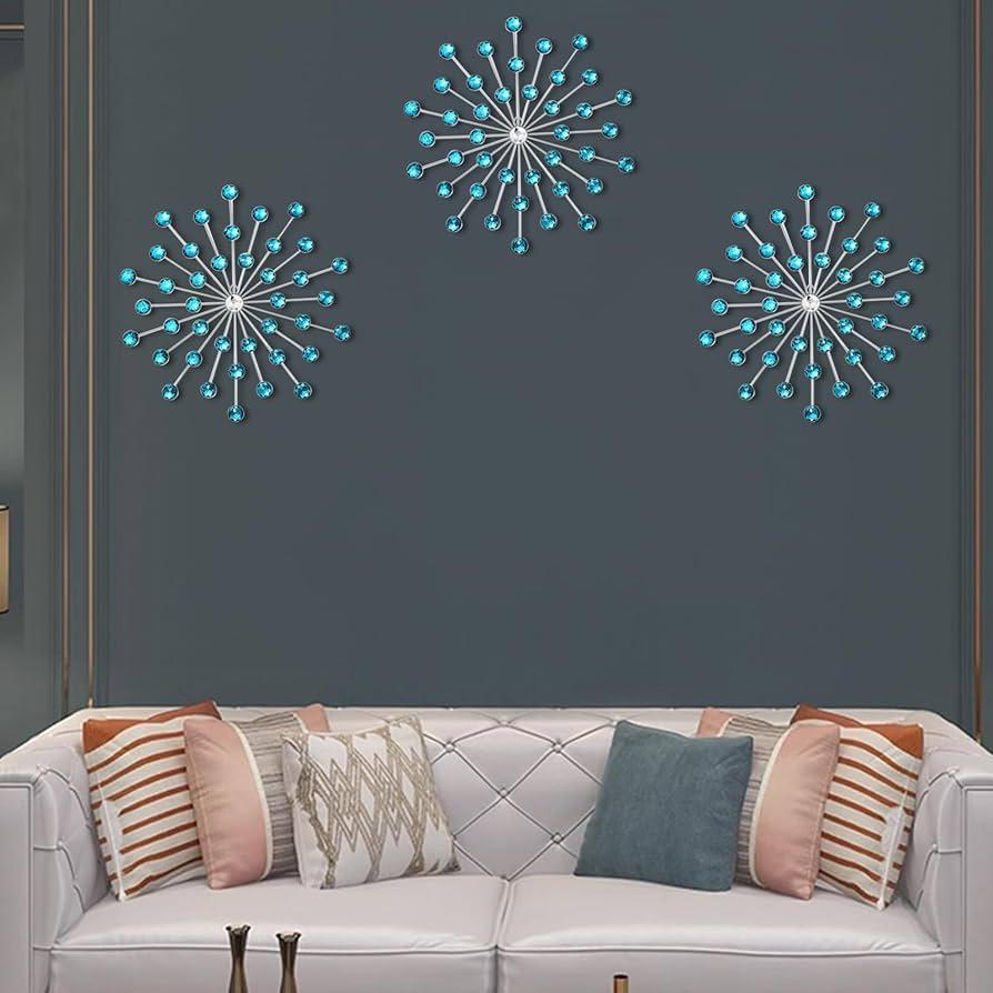 Add subtle metallic accents to elevate your ⁣blue living room