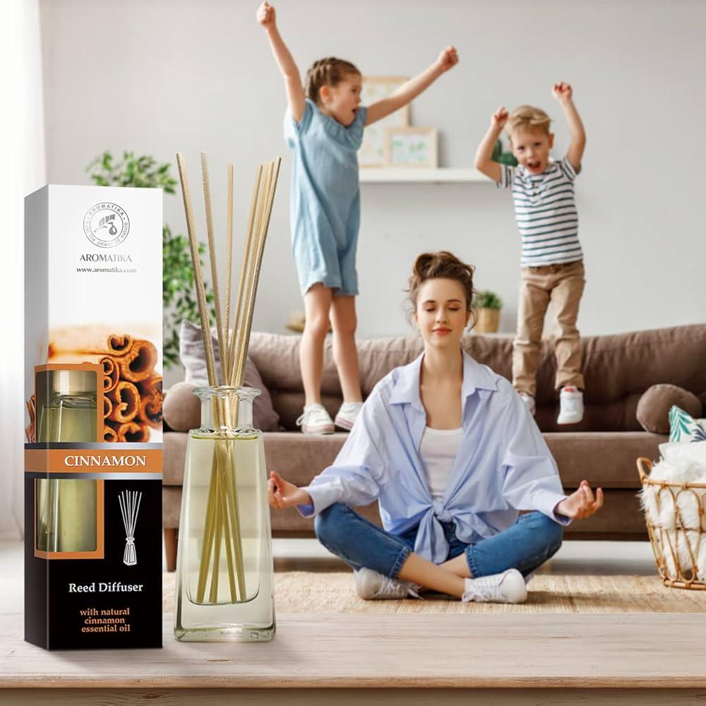 Bring ‍in natural scents with essential oil diffusers in your Earthy⁢ Living​ Room