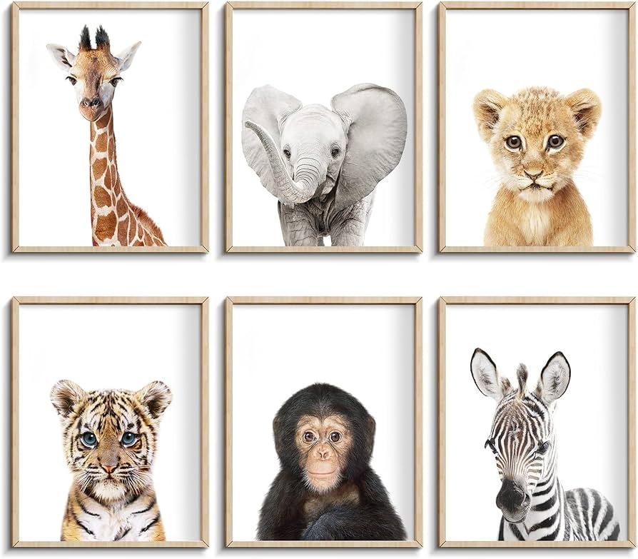 Animal Safari Nursery: Explore the⁤ wild ‍with exotic prints and playful creatures