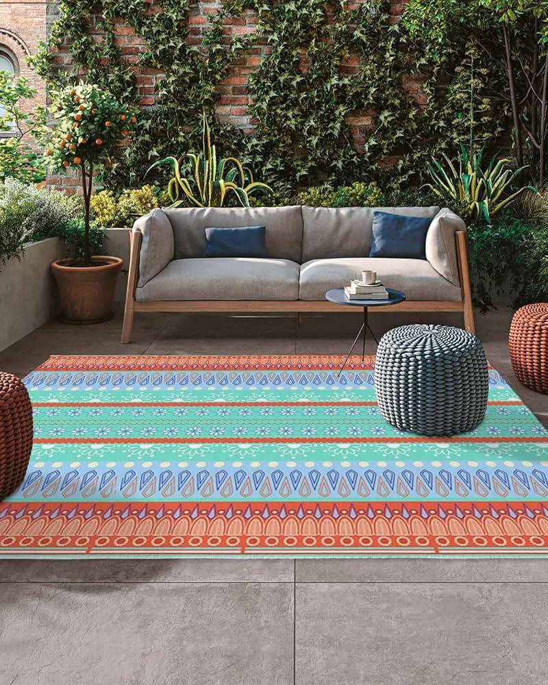 Colorful outdoor rugs tying together ⁣the vibe of your backyard