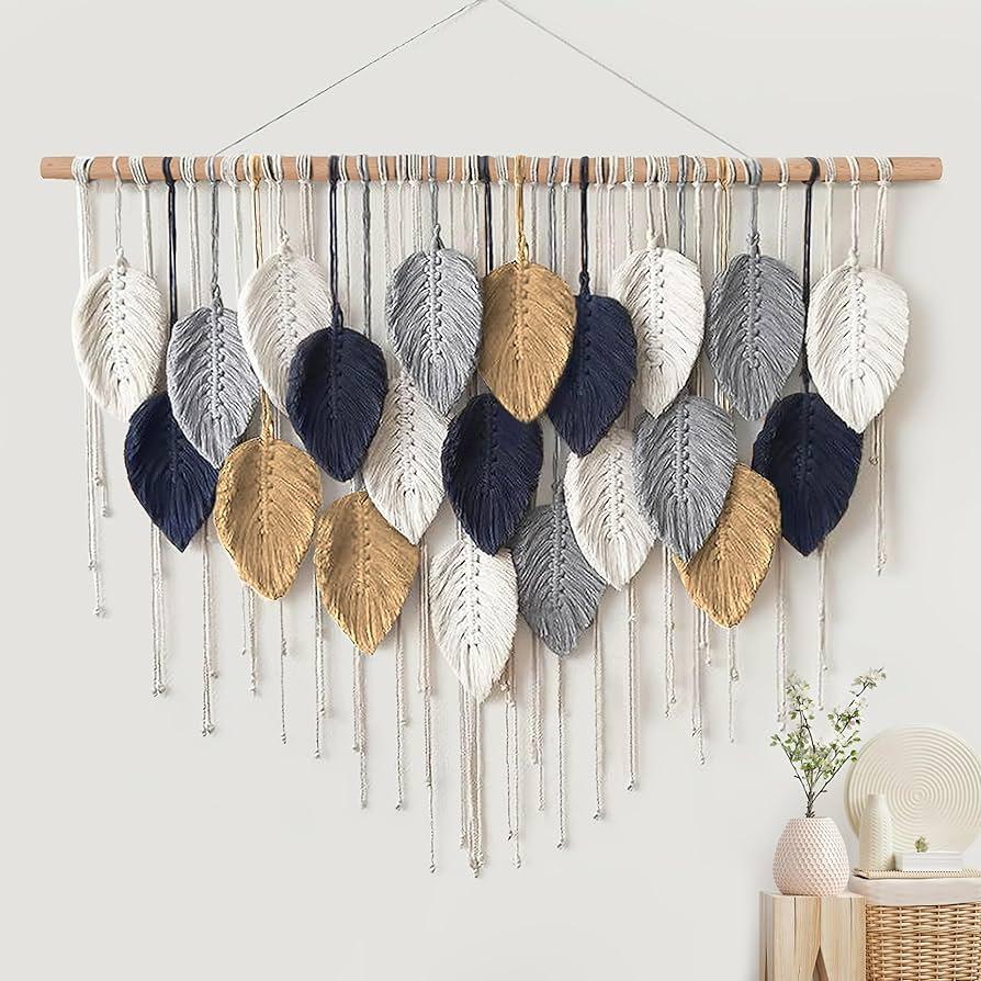 Incorporate macramé wall hangings for ​added texture in⁤ your Boho Living⁣ Room