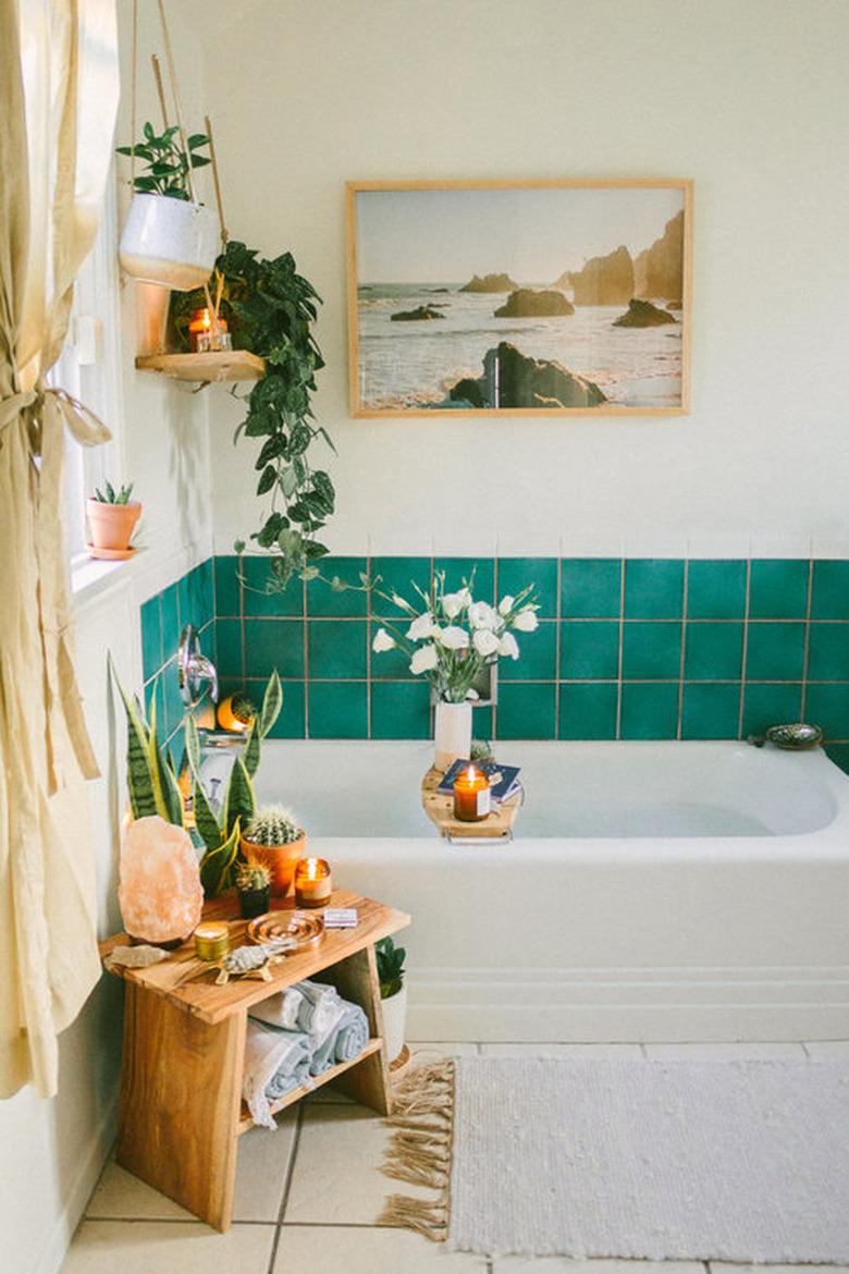 Use unique tiles⁣ for character ​in your⁢ stunning boho bathroom