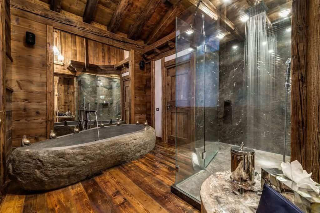 Incorporate ‌stone accents in your Chalet Bathroom design