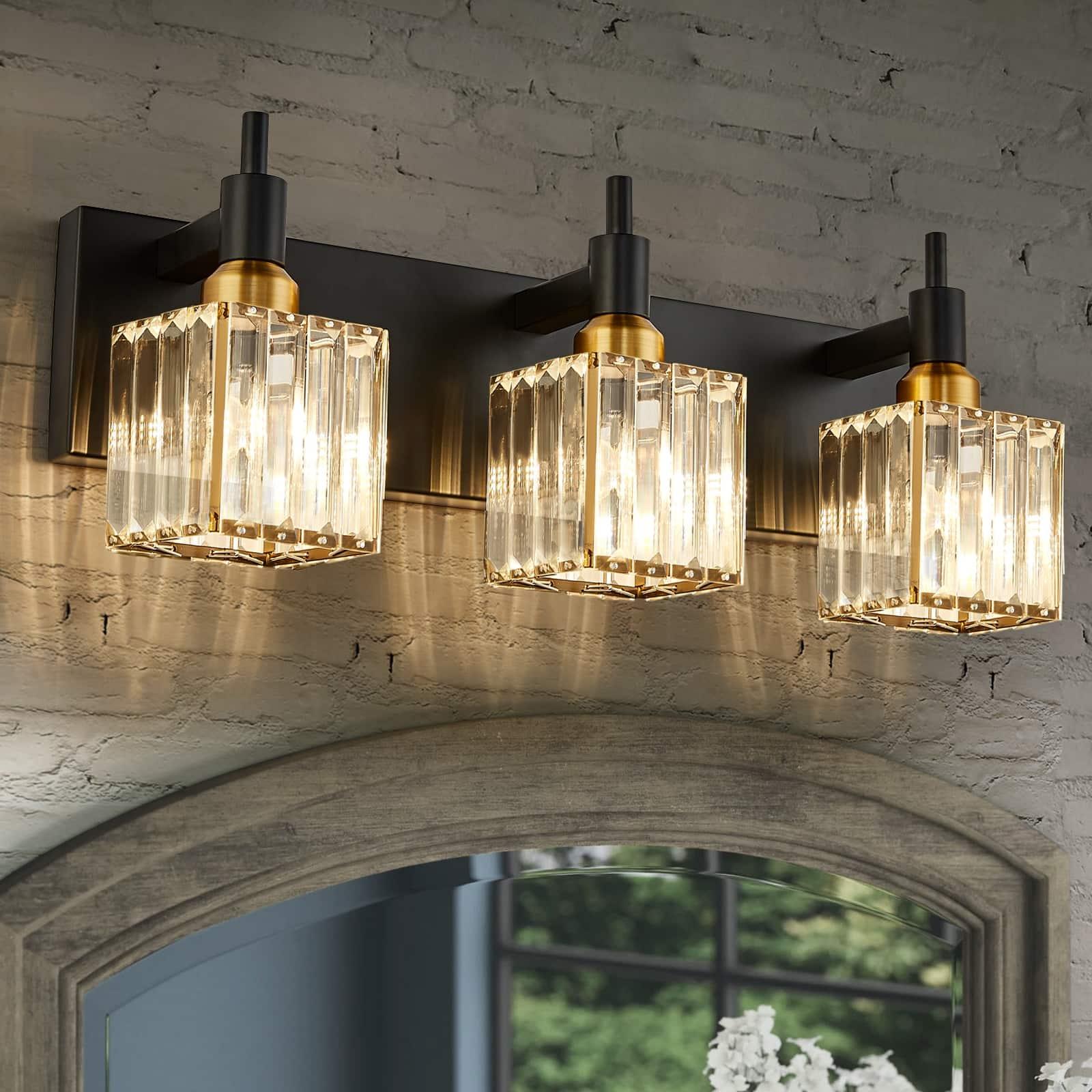 Integrate different lighting styles like sconces ⁣and ⁣pendant⁤ lights⁣ in your eclectic ‌bathroom