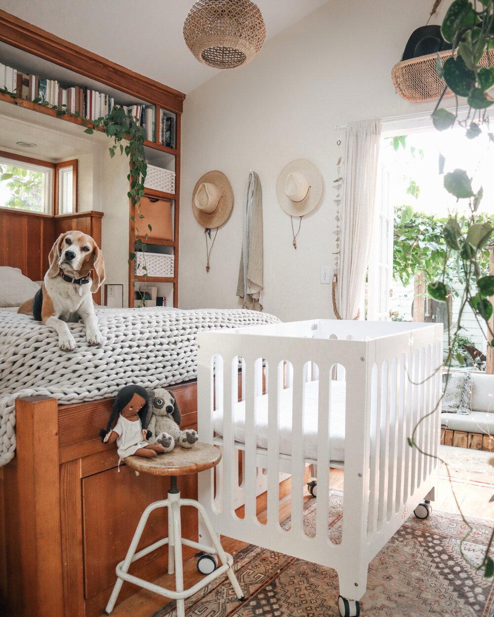 Choose a⁣ crib ​that converts as your baby grows in your small nursery