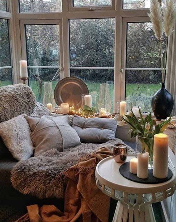 Create cozy nooks for⁢ reading​ and relaxation in your Boho​ Living Room