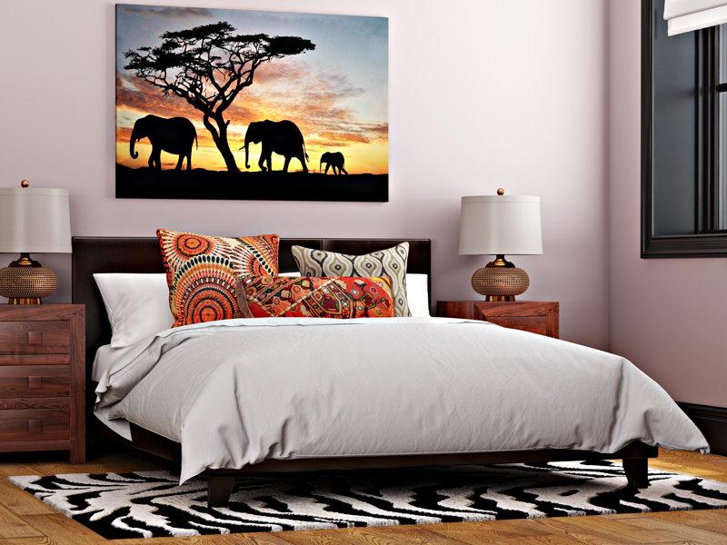 Bedroom‍ Trend: Oversized art ‌pieces serve‍ as dramatic ⁢focal points, igniting conversation