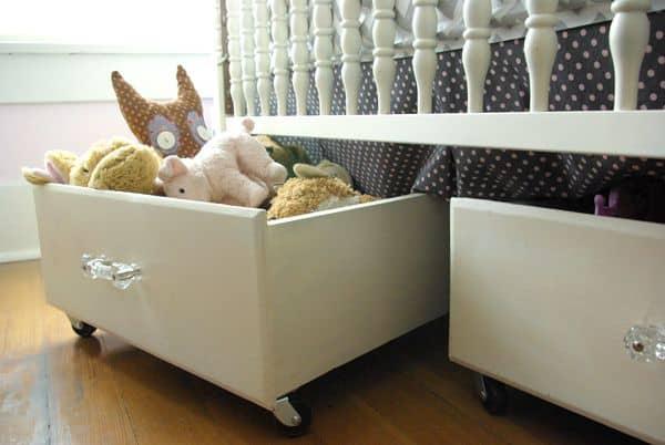 Incorporate under-crib storage for toys in your⁢ small‍ nursery