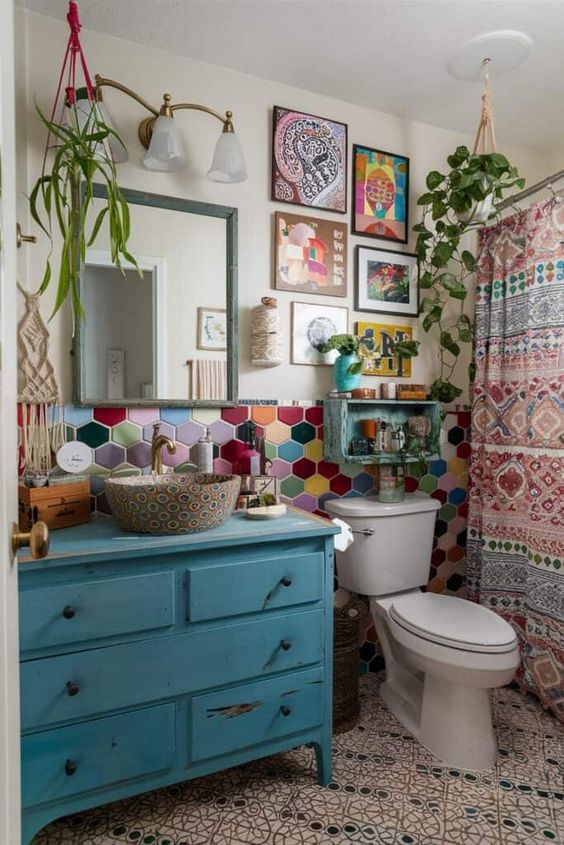 24 Unique Touches to Create Your Eclectic Bathroom Oasis