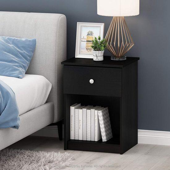 Create balance with symmetrical nightstands‌ in your minimalist ‍bedroom