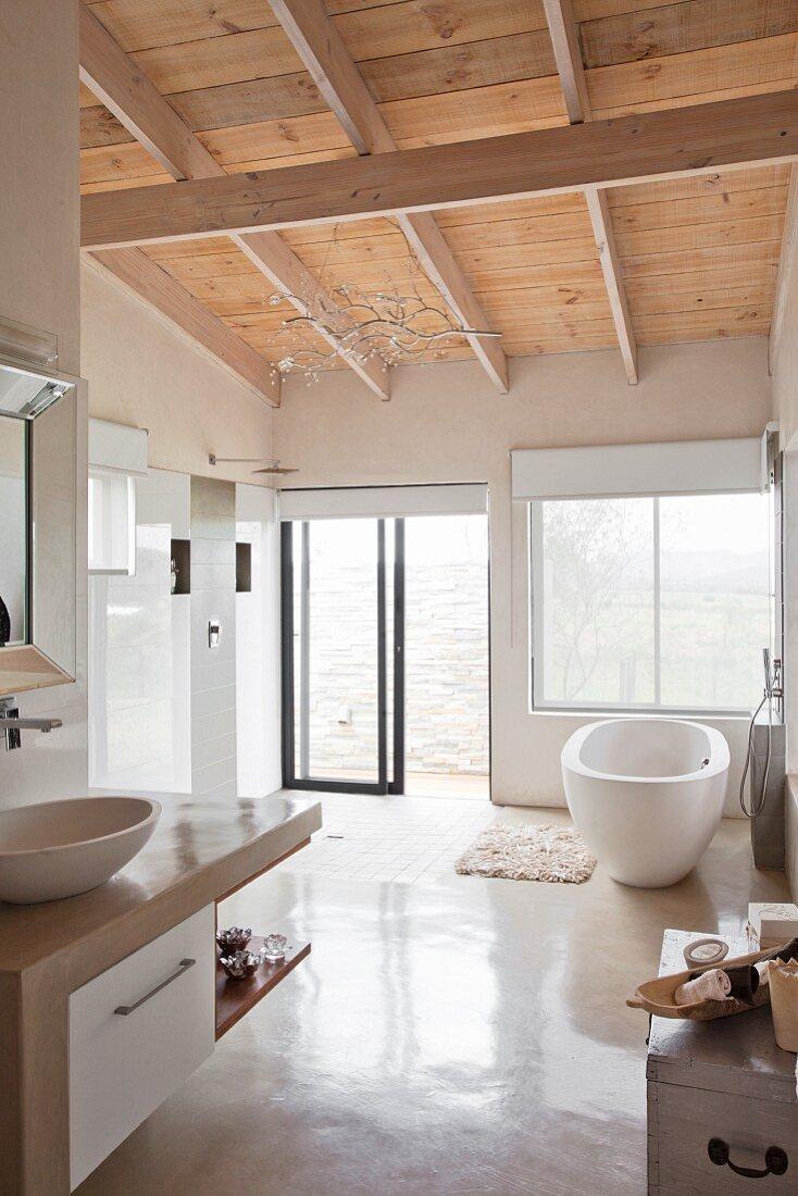 A rain shower brings nature indoors in your Chalet Bathroom