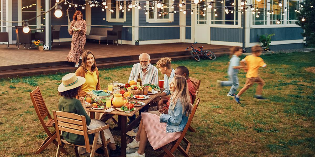 Organize regular backyard barbecues to enjoy with friends and​ family